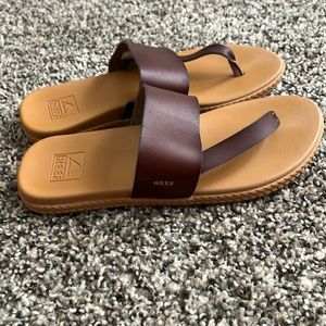 Reef Sandals Women’s size 6